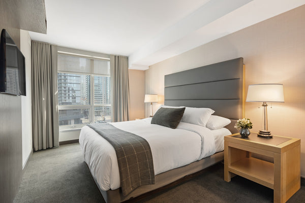 Couverture lestée sur un lit cosy — VELUNA